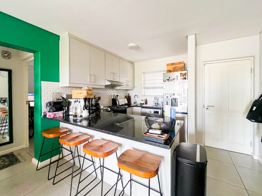 2 Bedroom Property for Sale in Loucharmante Western Cape